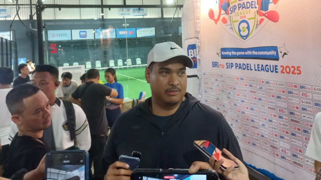 Menpora Dito Ariotedjo di acara Padel.