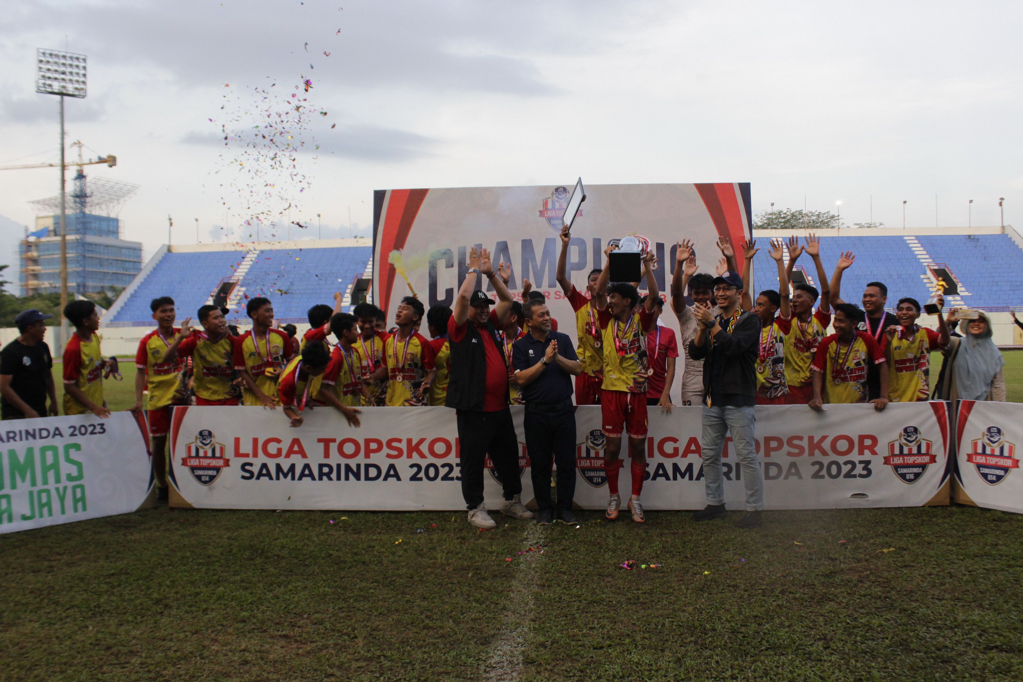 Selebrasi para pemain RMK Utama