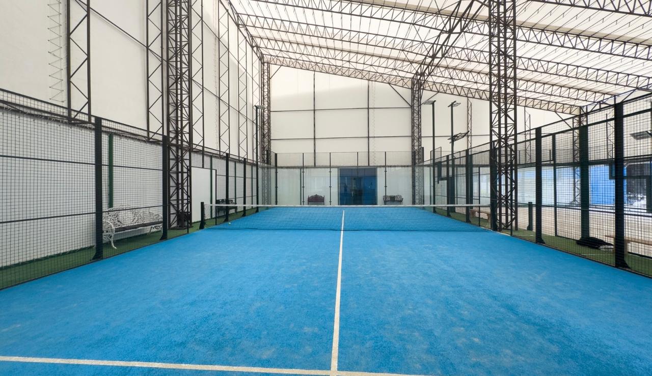 Ilustrasi lapangan padel. (Istimewa)