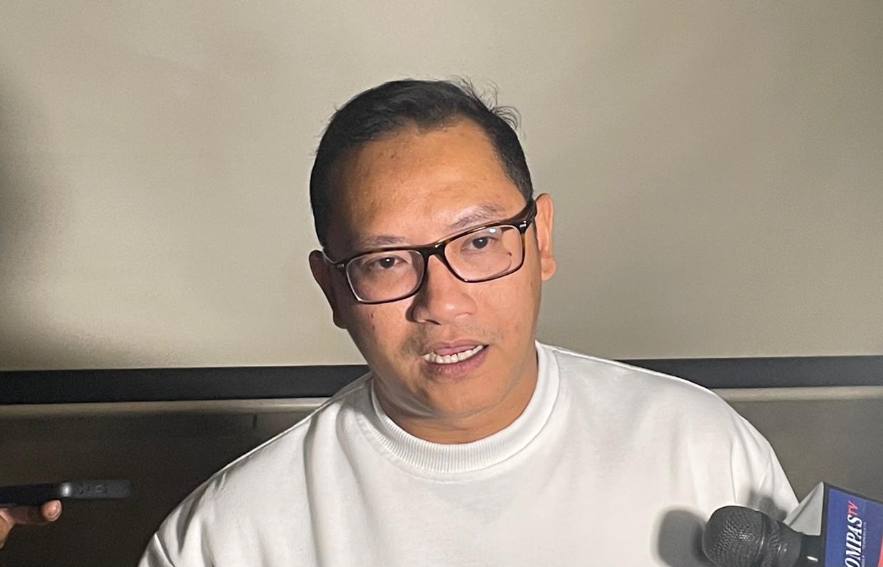 Founder Football Institute, Budi Setiawan, saat ditemui wartawan di Jakarta pada 19 September 2025. (Taufani Rahmanda/Skor.id)