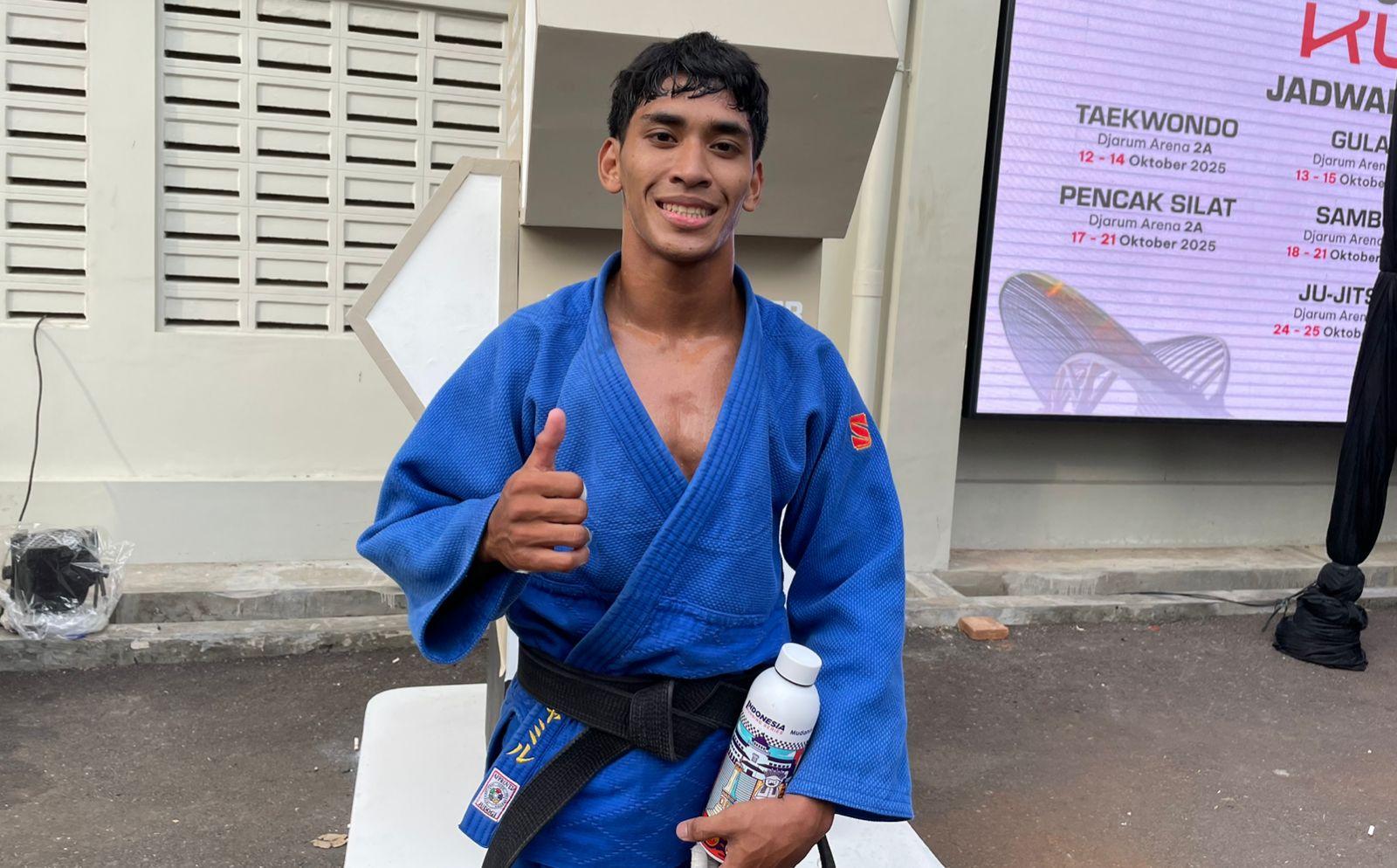 Judoka DKI Jakarta, Muhammad Jamil Reza, pada PON Bela Diri 2025 di Djarum Arena, Kudus, Oktober 2025. (Istimewa)